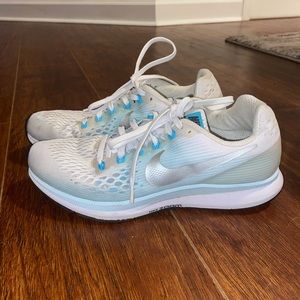 Nike Zoom Pegasus 34 Running Shoes